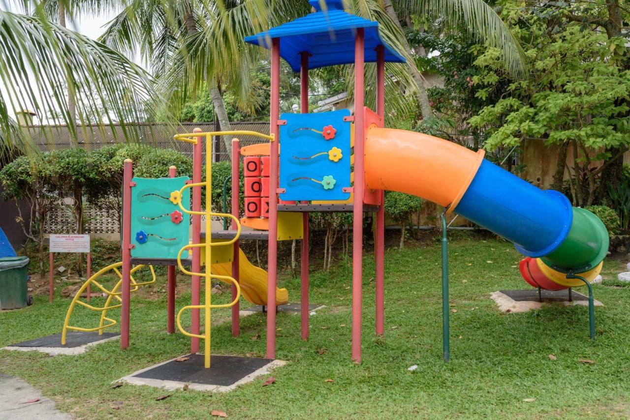J Beach Suites At Rainbow Paradise Tanjung Bungah  Luaran gambar